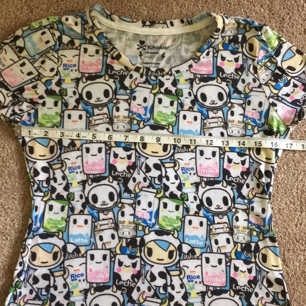 💥FLASH SALE💥TOKIDOKI moofia milk shirt